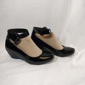 Clarks Capricorn Moon, Women's Ankle Strap Pumps